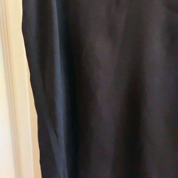 Elegant Black Lace Trim Tank Top - Picture 4 of 12